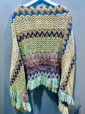 Women’s Crochet Knit Chevron pattern Fringe Hem Poncho Boho Retro